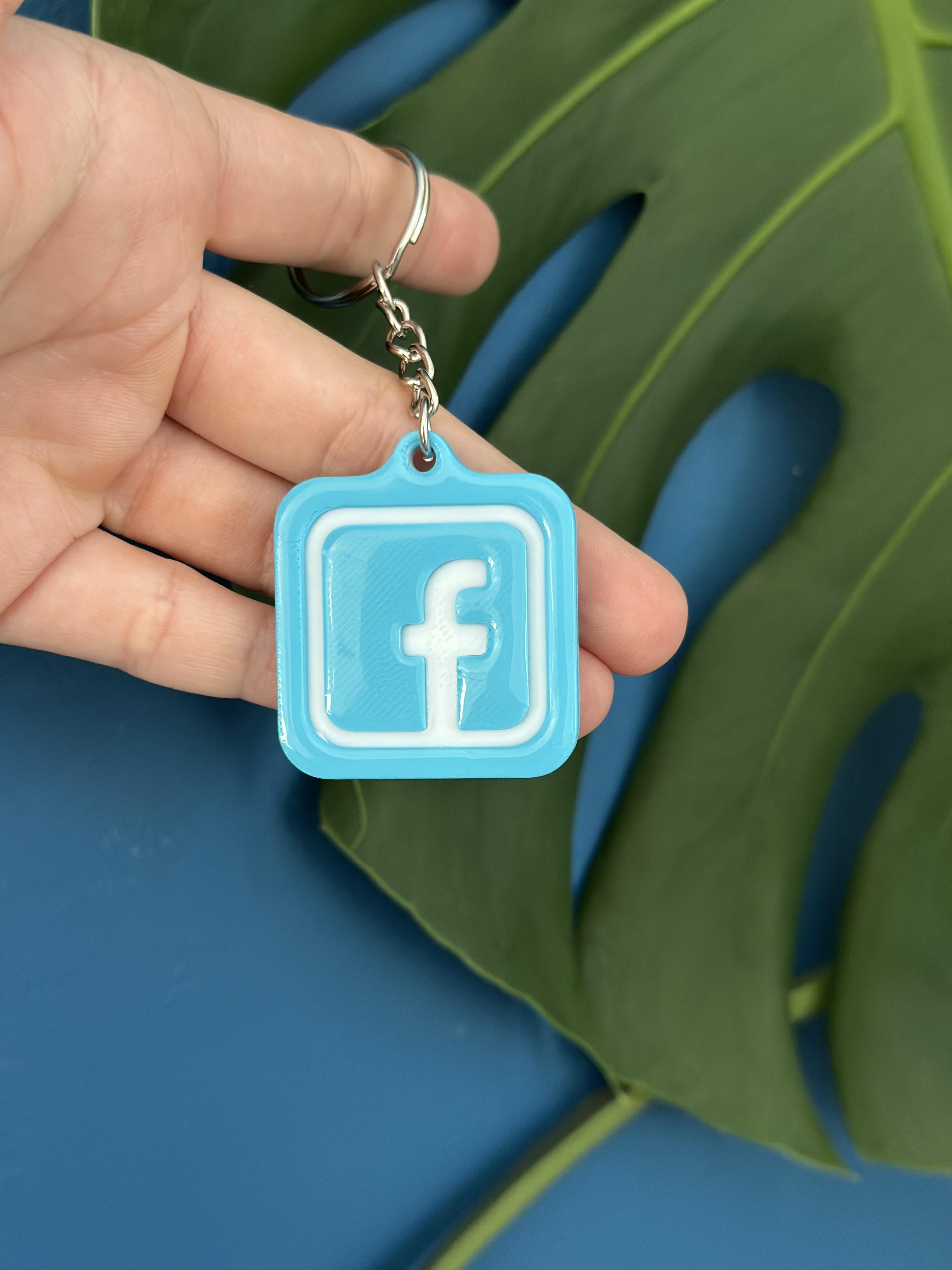 NFC Keychain 3D Printed | Digital Business Card | Share Instagram TikTok Venmo | Custom Social Media Keychain Gift