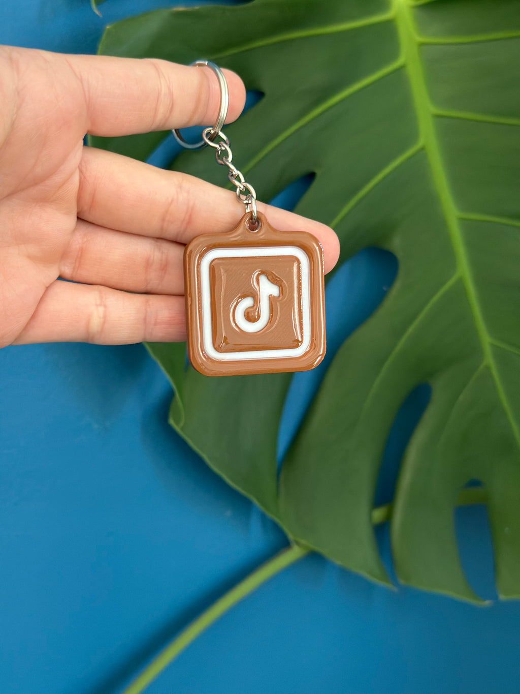 NFC Keychain 3D Printed | Digital Business Card | Share Instagram TikTok Venmo | Custom Social Media Keychain Gift