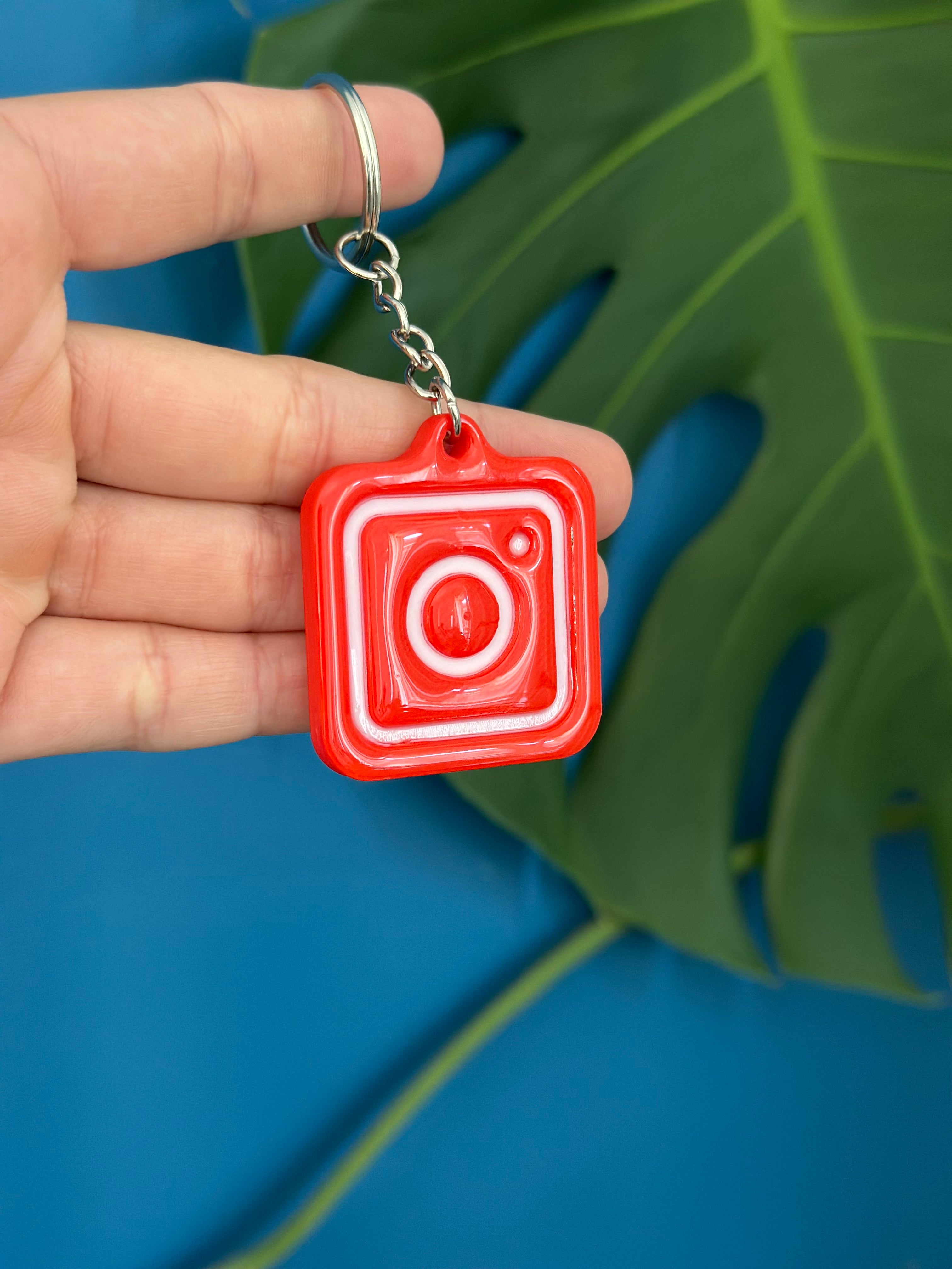 NFC Keychain 3D Printed | Digital Business Card | Share Instagram TikTok Venmo | Custom Social Media Keychain Gift